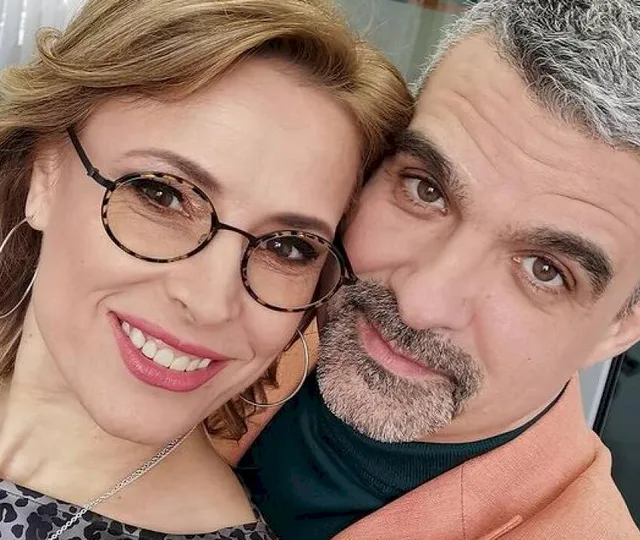 Cum au ajuns, de fapt, Monica Davidescu și Aurelian Temișan să se căsătorească. Cei doi actori au cedat presiunilor. „Bine, hai că ne căsătorim”