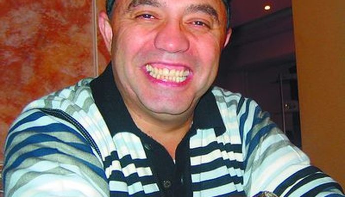 Nicolae GuÅ£Ä Ar Avea Un BÄiat Nelegitim Uite Cat De Bine SeamÄnÄ Cu Artistul Foto Nu mai stiu de mine. nicolae guÅ£Ä ar avea un bÄiat nelegitim