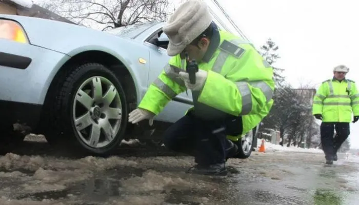 Cauciucuri De Iarna 2019 Cand Trebuie EchipatÄƒ Masina De IarnÄƒ Ce Risti DacÄƒ Nu Ai Anvelope De IarnÄƒ