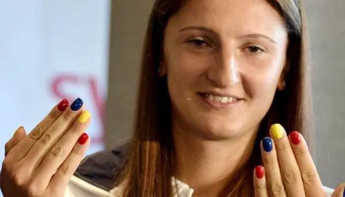 Irina Begu A Iesit In Oras Cu Un BÄƒrbat Misterios SurprizÄƒ Nu Era Iubitul Oficial Foto