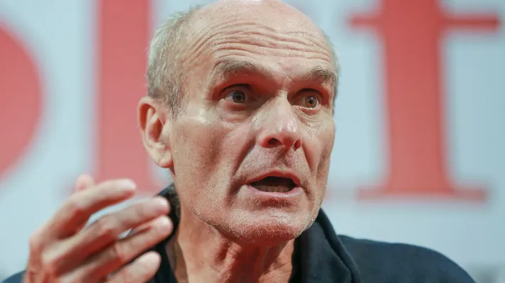 CTP îl atacă pe Luca Niculescu: „Un oportunist care dorește cu orice preț o funcție mare acum. Va face ce i se va spune. Practic, guvernul va fi la Cotroceni”