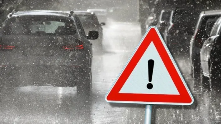 Cod galben de furtuni electrice în Capitală. ANM anunţă că va ploua în reprize tot weekendul, scad temperaturile în Bucureşti