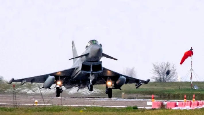 O dronă rusească a pătruns în spațiul aerian românesc, în timpul unui atac asupra Ucrainei. Avioane F-16 și Eurofighter au fost ridicate de urgență