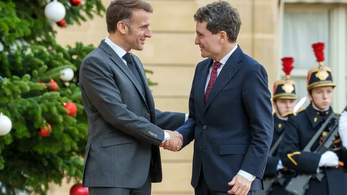 Președintele Nicuşor Dan anunţă că Macron va veni în România: „Relațiile dintre România și Franța nu sunt relații bilaterale normale, avem o lungă istorie și un viitor așezat”
