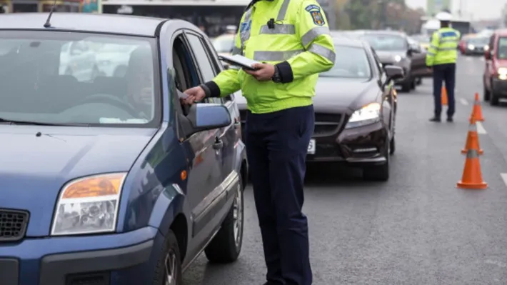 Șoferii români care nu-și plătesc amenzile de circulație pot rămâne fără permis de conducere. Când intră în vigoare această măsură