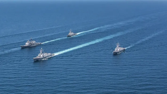 Marina Americană a început deminarea strâmtorii Ormuz: ” Vom împărtăși în curând această rută sigură, pentru a încuraja libera circulație a comerțului”