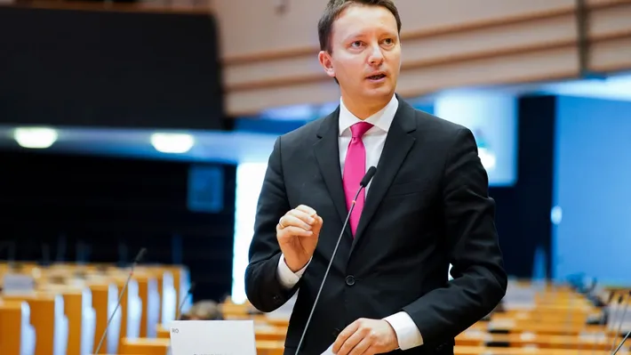Siegfried Mureşan îşi prezintă programul de guvernare în Parlament. Ce mesaj are pentru partide