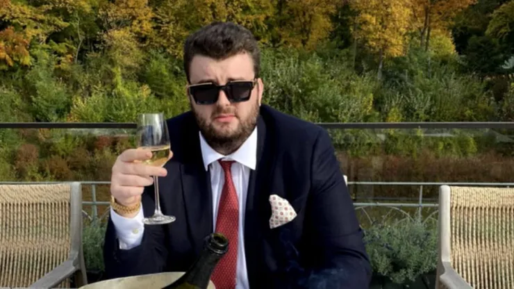 Victoraș Micula scapă de închisoare. Milionarul trebuie să muncească 120 de zile în folosul comunității la primărie sau mănăstire. Decizia este definitivă