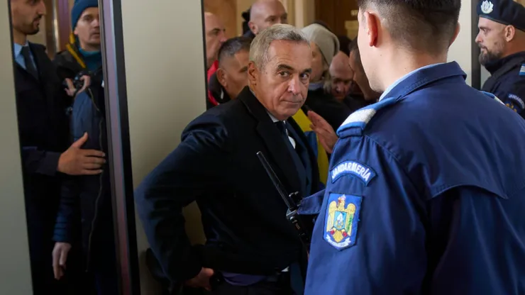 BOMBĂ în ziua alegerilor! Călin Georgescu ar putea fi arestat