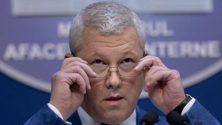 Cătălin Predoiu nu vrea PNL în opoziție, cum a propus Bolojan. „Voi sunteți cu toate țiglele pe casă?”