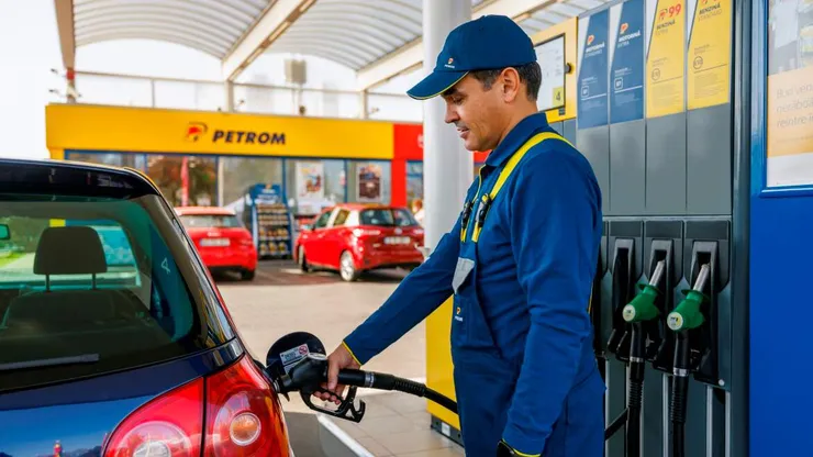 Preț carburanți 20 iulie 2026. Benzina se scumpește, prețul motorinei se menține