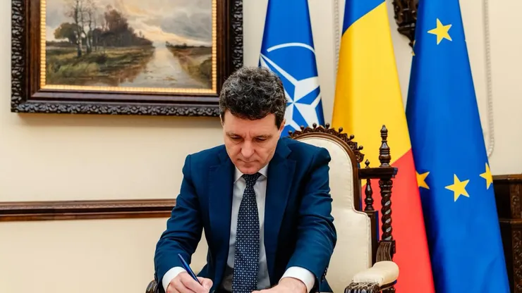 Nicușor Dan și-a pus semnătura, este lege și se aplică de azi în toată România. Sunt vizați direct românii