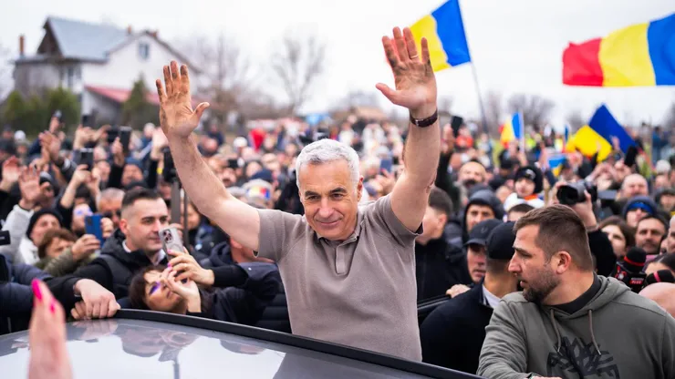 Călin Georgescu cere organizarea unor noi alegeri prezidențiale în România: ”Avem un președinte numit și unul ales”