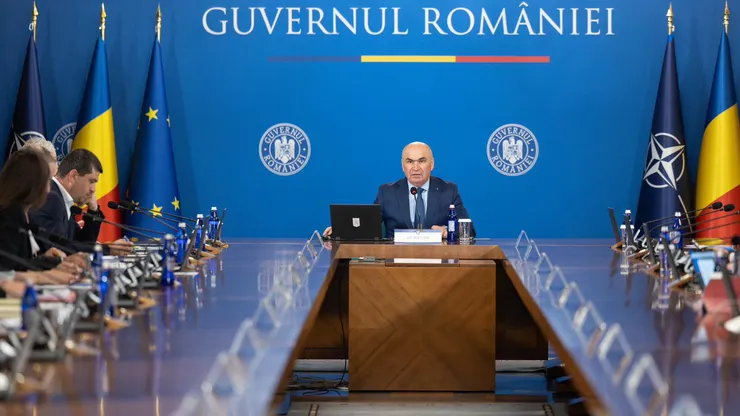 Şedinţă extraordinară de Guvern marţi dimineaţa, înaintea votului pe moţiune