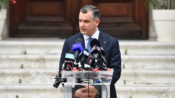 Premierul desemnat Eugen Tomac vrea să anuleze măsurile lui Bolojan privind taxarea mamelor. Propune eliminarea CASS și majorarea indemnizației de creștere a copilului. Ce prevede programul de guvernare