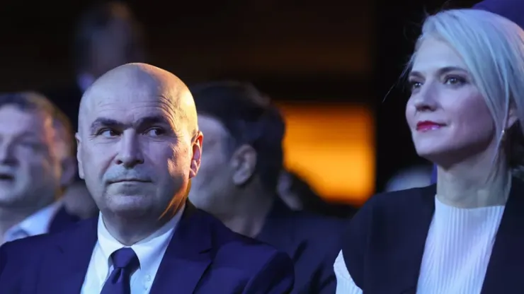 Alina Gorghiu atacă dur gruparea Ilie Bolojan din PNL: „Nu poți să aduci în partid, schimbând vechii liberali, parlamentari de la SOS, de la POT și de la PSD”