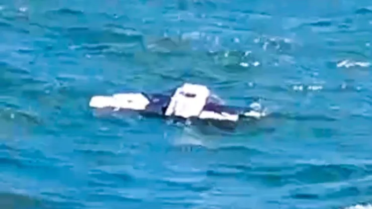 Alertă în Marea Neagră: posibil fragment de dronă, găsit lângă Portul Midia. UPDATE: Ro Alert în Tulcea şi Galaţi