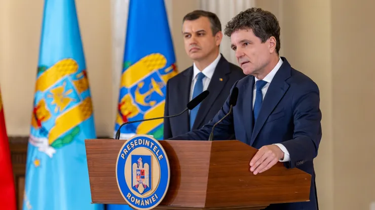 Nicușor Dan ar fi vrut să-l desemneze iarăși premier pe Eugen Tomac, însă s-a lovit de refuzul UDMR. Președintele caută un nou premier și nu vrea un guvern condus de Sorin Grindeanu (surse)