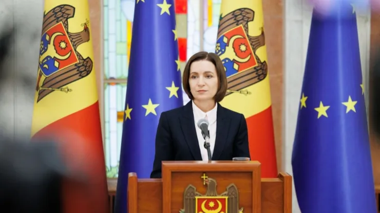 Opoziția din Republica Moldova a inițiat procedura de suspendare din funcție a președintei Maia Sandu. Acuzațiile care îi sunt aduse