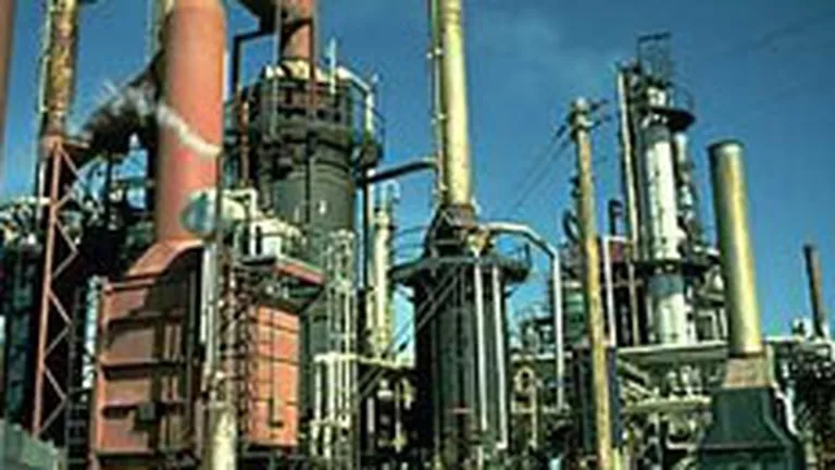 Rompetrol Petrochemicals tinteste o crestere cu 40% a afacerilor in 2007