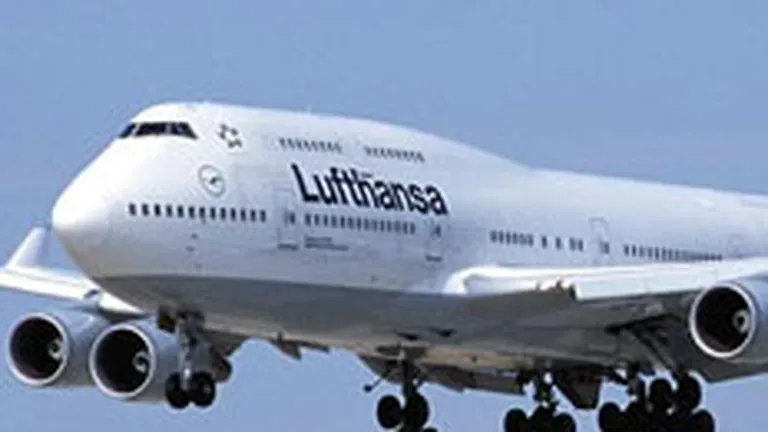 Lufthansa face cumparaturi de 6,9 mld. dolari de la Boeing si Airbus