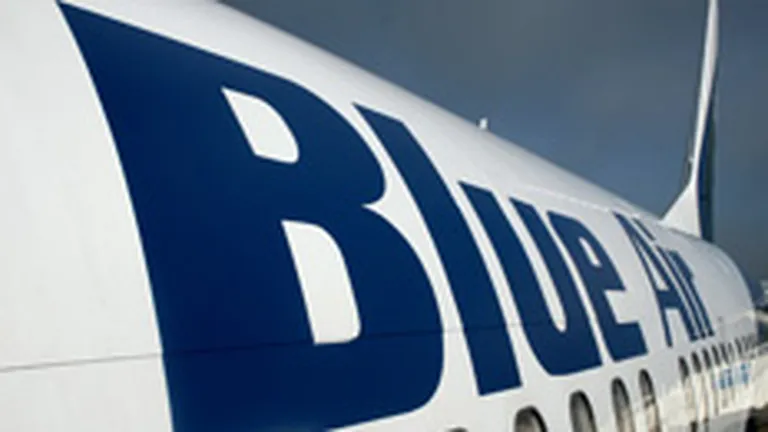 Blue Air si Bancpost s-au aliat pentru plata la banca a biletelor de avion