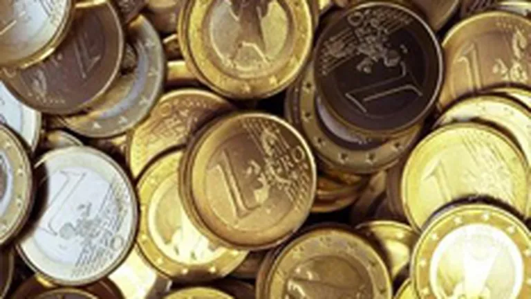 Analistii ING Bank estimeaza un curs de 3,45 lei/euro in urmatorul an