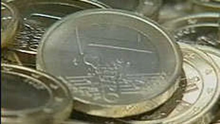 Moneda nationala s-a apreciat luni pana la 3,6066 lei/euro