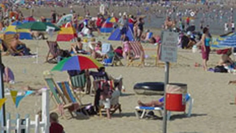 Crestere de 36% a numarului de turisti pe litoral, fata de anul trecut