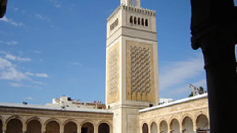 Numarul turistilor romani in Tunisia ar putea stagna anul acesta, la 30.000