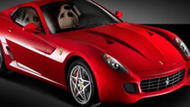 Lectia Ferrari pentru 20 de \marlani\ dispusi sa dea 150.000 euro pe o masina de lux