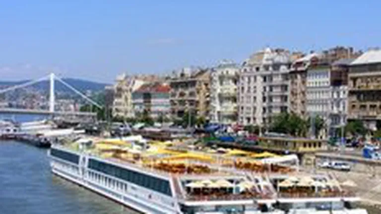 Croazierele pe Dunare au atras cu 8% mai putini turisti in 2009