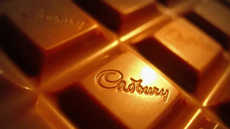 Kraft vrea sa majoreze oferta ostila de 10 mld. lire sterline pentru preluarea Cadbury