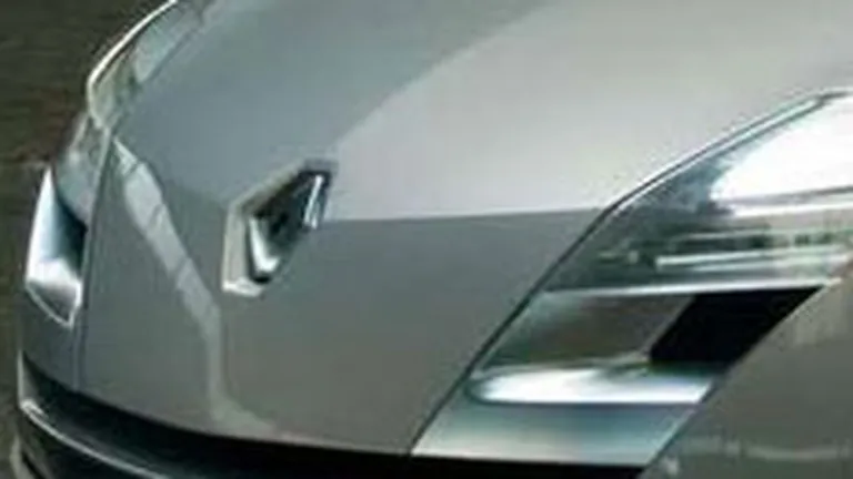 Franta preseaza Renault sa produca mai multe masini in hexagon
