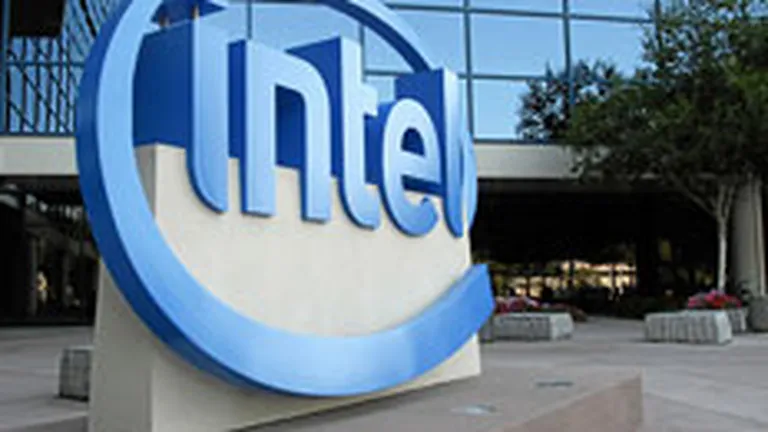 Intel, victima unui atac informatic concomitent cu Google