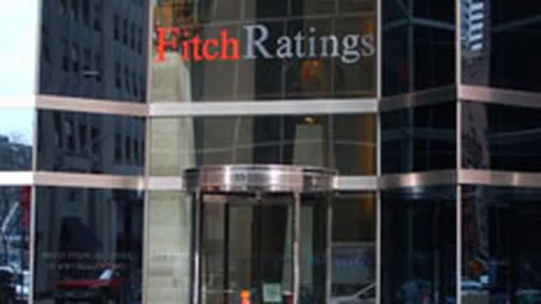 Fitch a revizuit in scadere ratingurile Bancpost si Banca Romaneasca