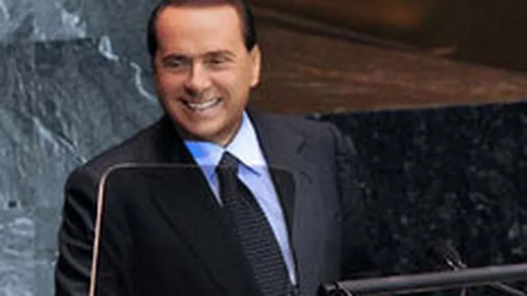Berlusconi acuza presa italiana ca dezinformeaza, indemnand publicul sa nu mai cumpere ziare