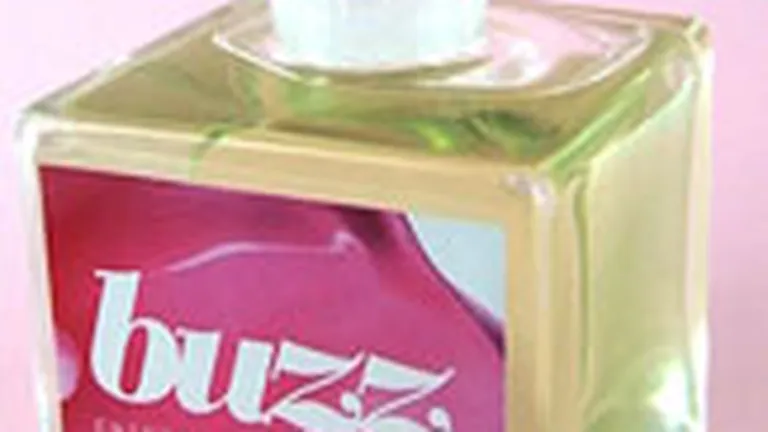 Tabloidul The Sun isi lanseaza propriul parfum - Buzz