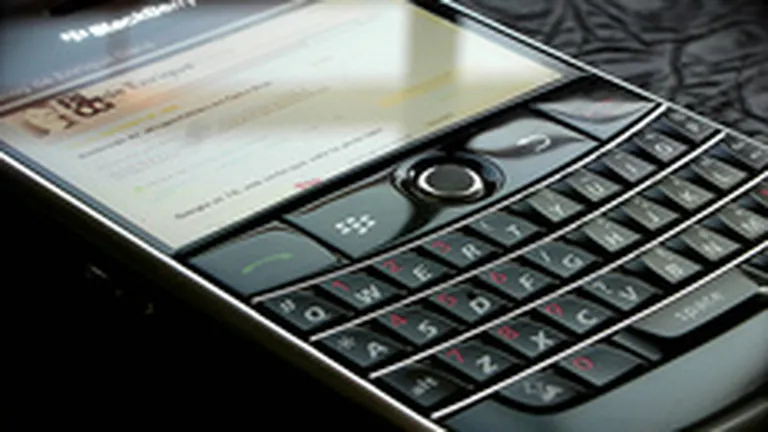 Profitul producatorului BlackBerry bate estimarile analistilor