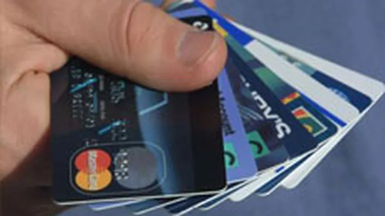 10 sfaturi despre cum sa alegi si sa folosesti cardul de credit ca sa fie mai ieftin si util