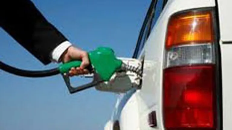 UNTRR solicita Guvernului inghetarea preturilor la carburanti