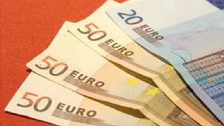 Romanii viseaza la euro, cehii si polonezii refuza adoptarea monedei