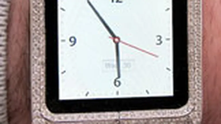 iPod nano sub forma de ceas, cu diamante de 18.000 de dolari