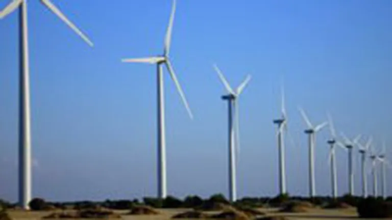 UniCredit Leasing finanteaza doua proiecte eoliene cu 19 mil. euro