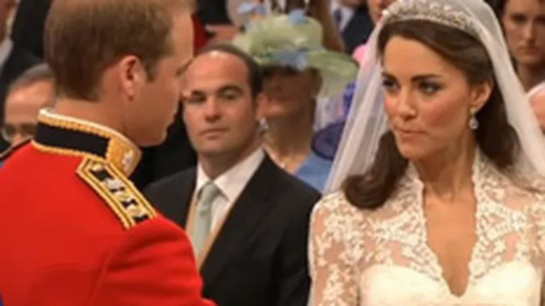 Rochia de mireasa purtata de Kate Middleton, expusa la Palatul Buckingham