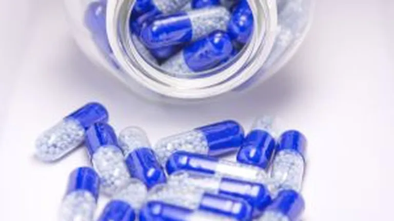 Industria farmaceutica se vindeca: Profit in crestere pentru  Antibiotice, Biofarm si Zentiva la 6 luni