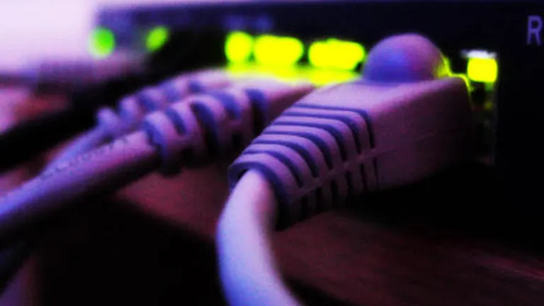 Numarul conexiunilor la Internet continua sa creasca in Romania