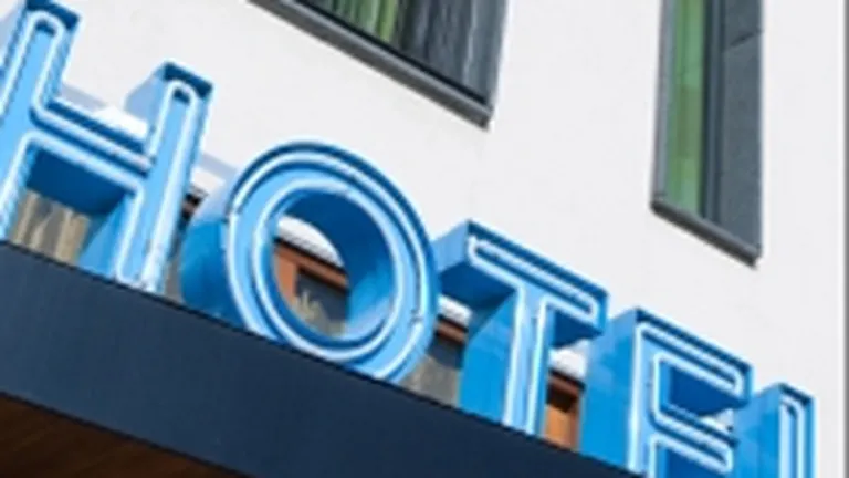 Hotelurile romanesti au scazut tarfiele cu 30% in acest an, dar tot sunt mai scumpe decat cele bulgaresti