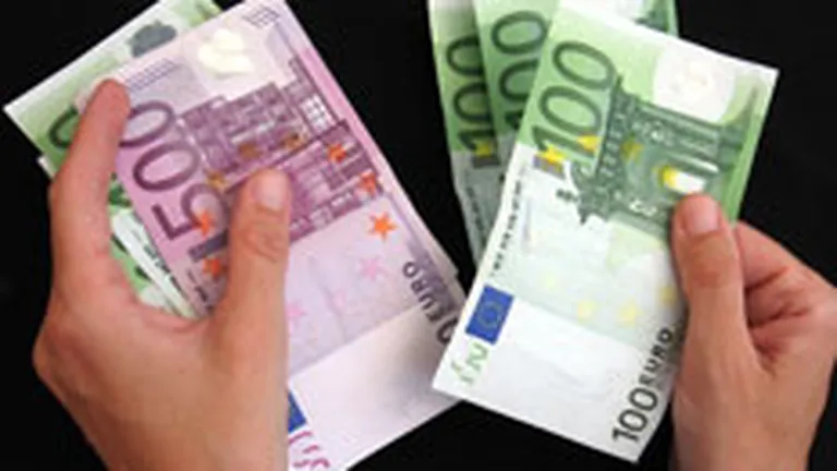 Euro, la maximul ultimelor doua luni