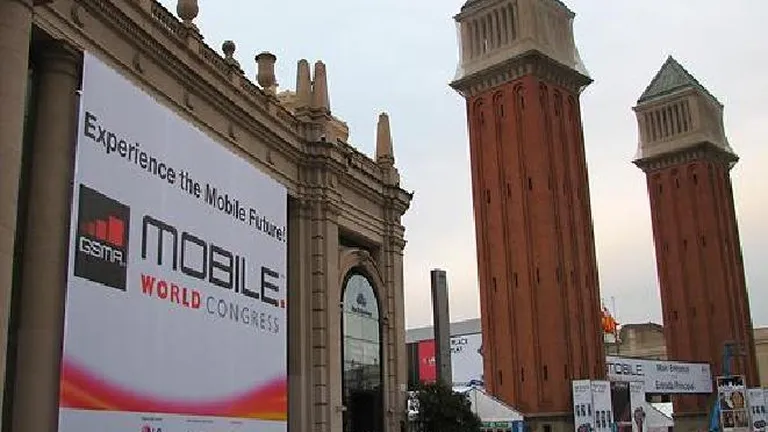 Mobile World Congress: Ce gadget-uri au defilat pe podiumul de la Barcelona (Galerie Foto)